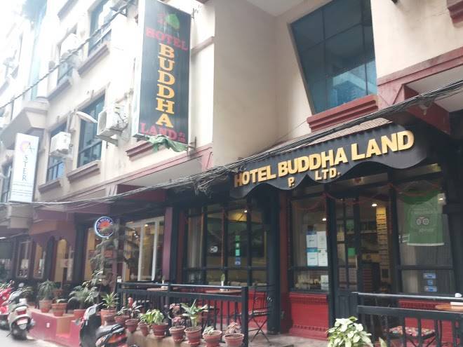 Buddha hotel