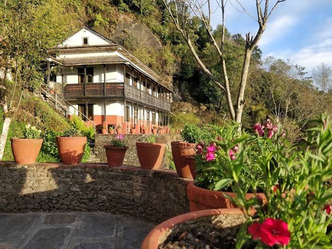 Everest manla resort