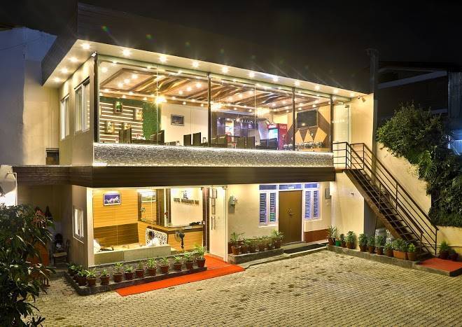 Hotel Bhagwati Inn Image