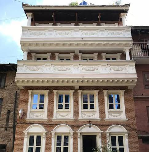 Hotel de courtyard
