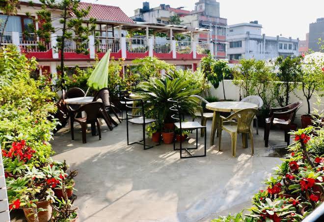 Hotel holy lodge