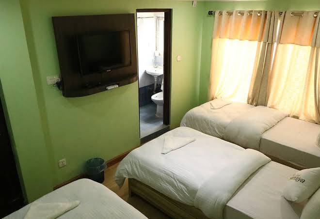 Hotel samrajya