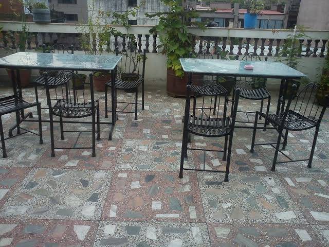 Hotel Sweet Dreams Image