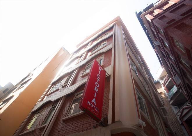 New Victoria Hotel Image