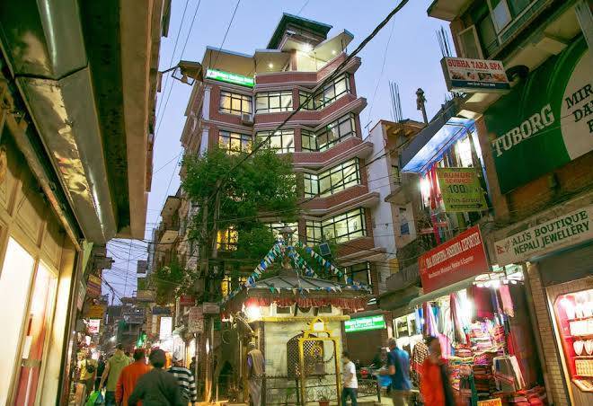 Sakura boutique hotel