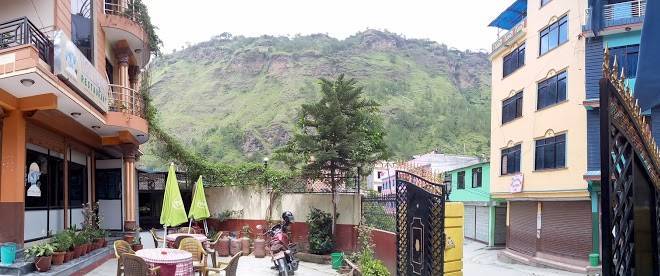 Hotel yak and restaurant