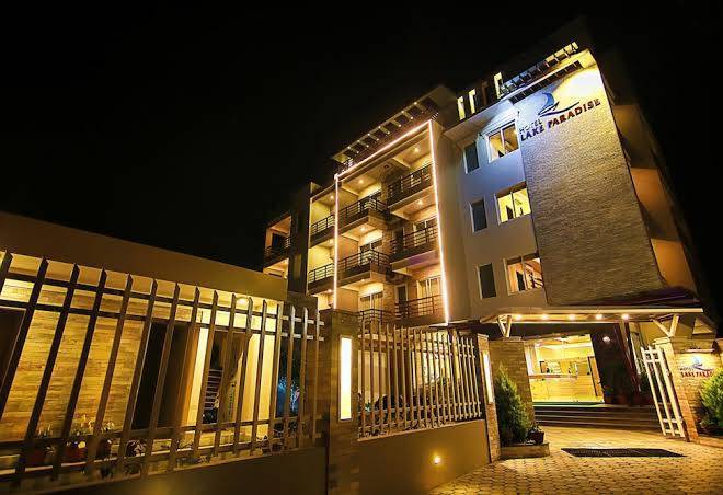 Hotel lake paradise