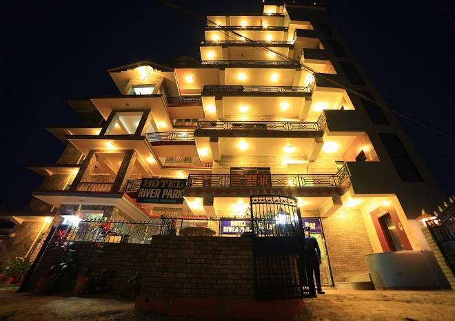 Hotel river park