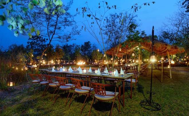 Barahi jungle lodge