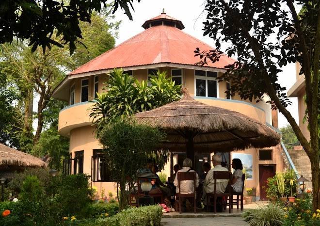 Rhino lodge & hotel