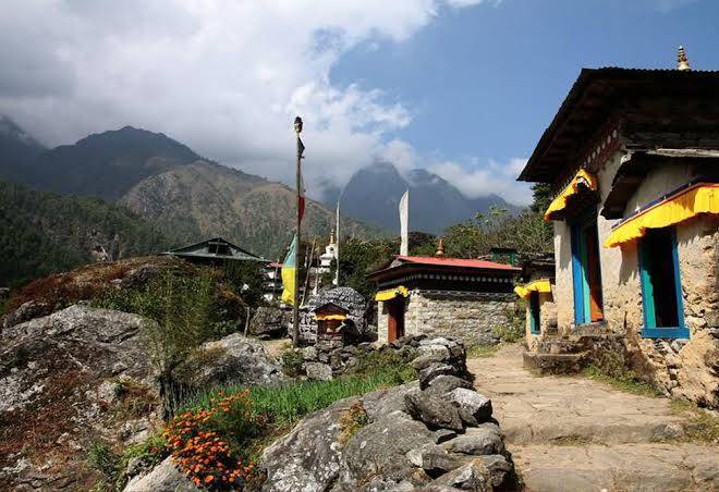 Yeti mountain home kongde