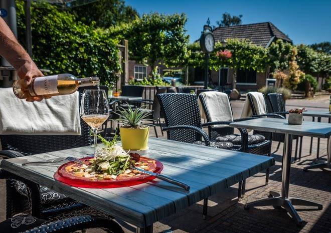 Hotel & suites de stobbe & brasserie vrouwe swedera