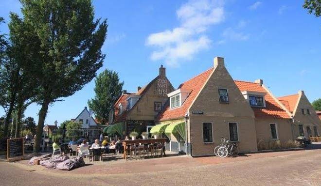 Hotel restaurant zee van tijd