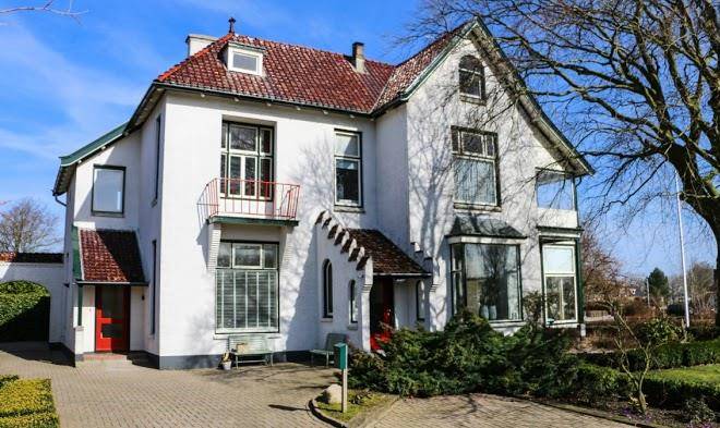 Nij bonga rustpunt zelfbedieningsterras