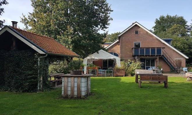 Herberg het volle leven
