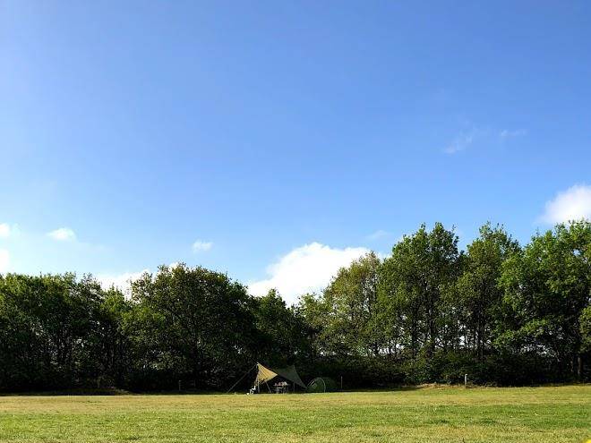 Natuurkampeerterrein lies