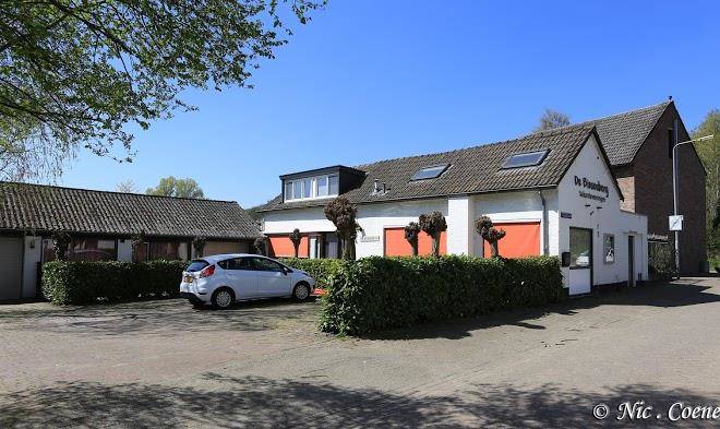De biesenberg b v