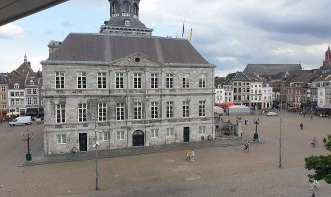Hotel De La Bourse Image