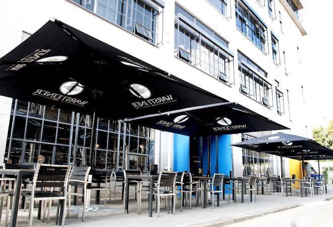 Blue collar hotel