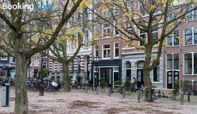 B&b jordaan corner