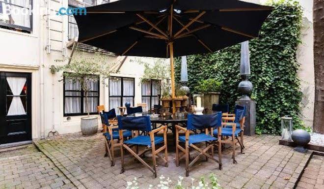 Hotel Seven One Seven Image