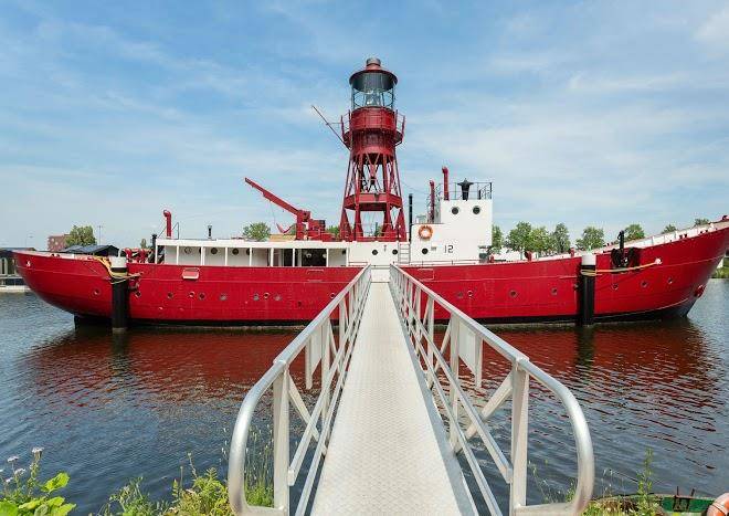 Lightship amsterdam