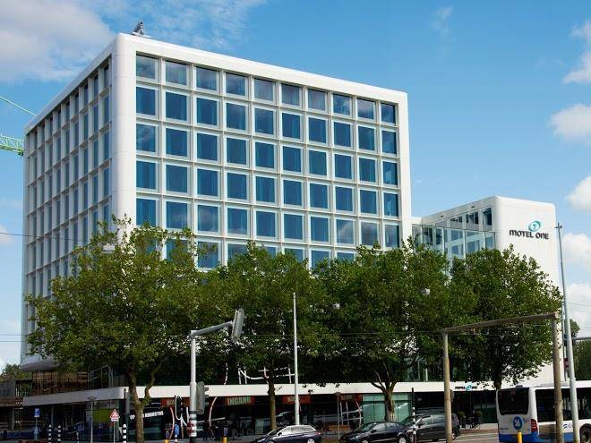 Motel One Amsterdam Image