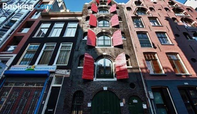 Rio's bed and breakfast amsterdam