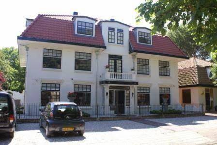 Hotel the baron crown