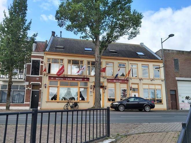 Hotel cafe woud