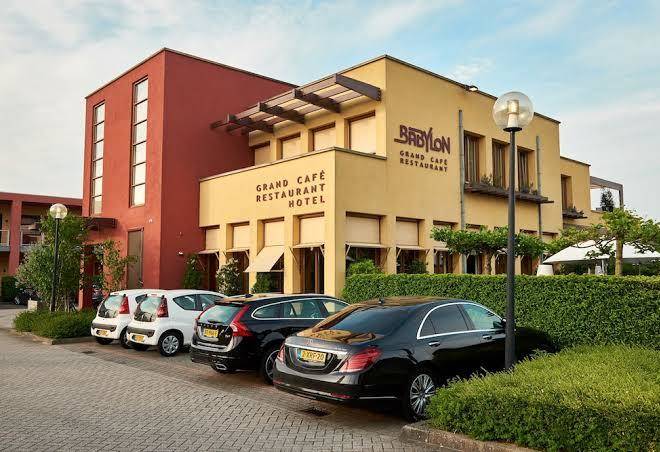 Babylon hotel restaurant