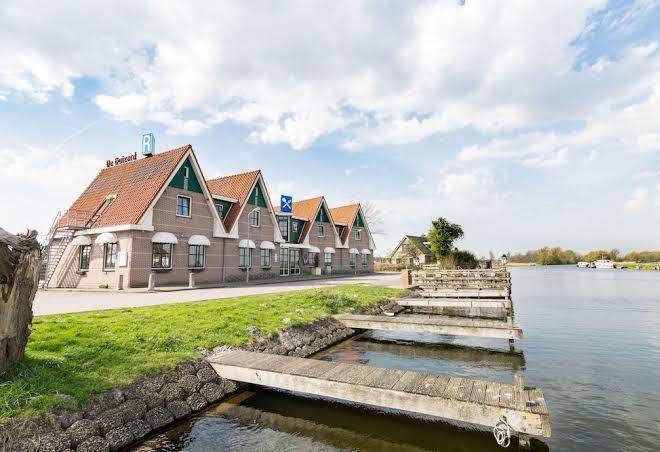 Hotel Restaurant De Buizerd Image