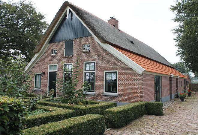De rheezermars