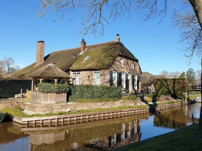 Dorpsgracht giethoorn