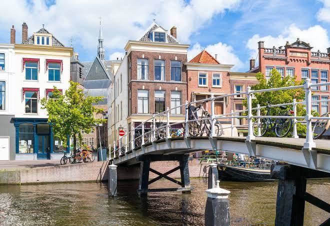 Holiday Inn Leiden Image