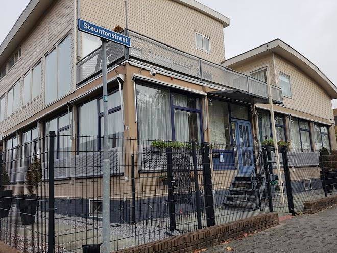 Hotel Holland Lodge Image