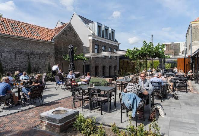 Slot oostende restaurant hotel brouwerij en winkel
