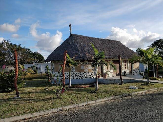 Hotel koniambo