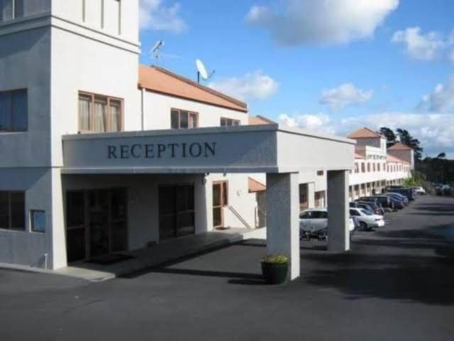 Albany Executive Motor Inn Image