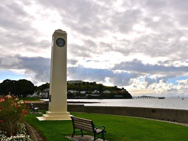Art bnb devonport
