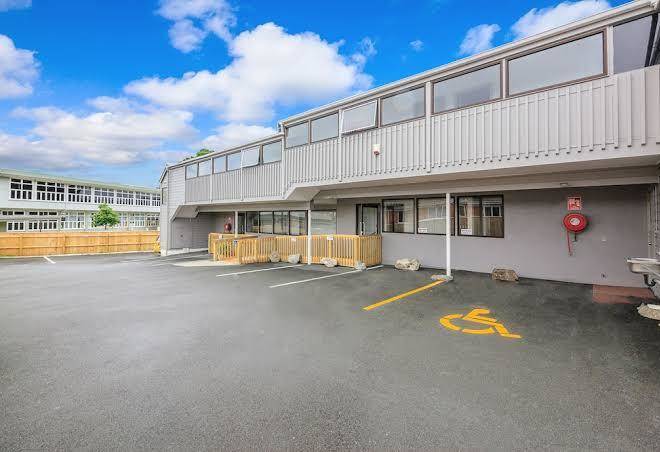 Greenlane Motel Image