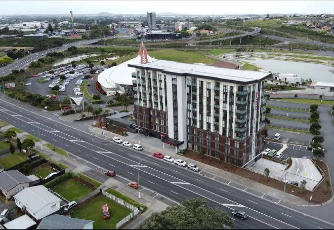 Ramada Suites By Wyndham Auckland Manukau Pacfic Centre Image