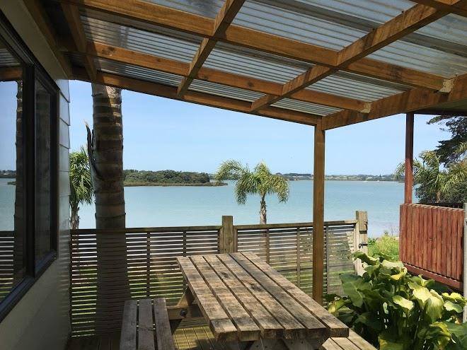 Clarks beach holiday park