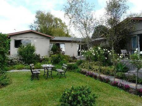 Calico Lodge B N B Image