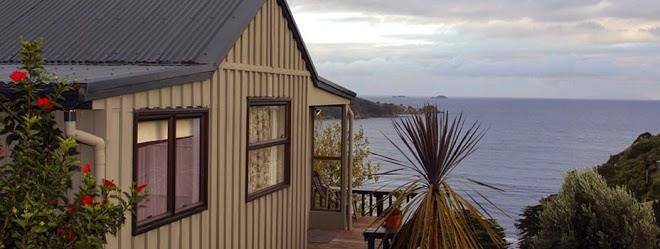 Tawa lodge waiheke island