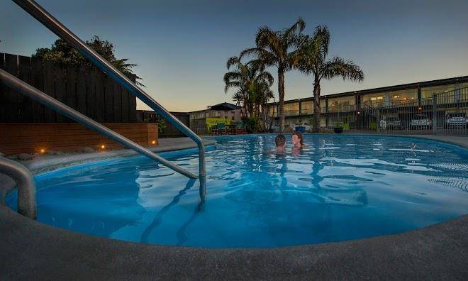 Aura accommodation
