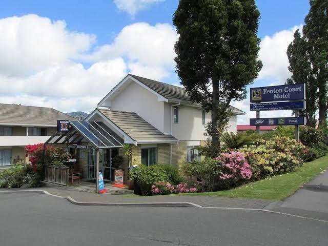 Fenton court motel