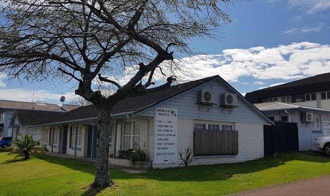 Kowhai & colonial motel