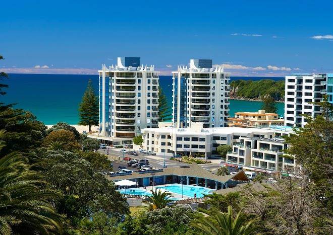 Oceanside resort & twin towers