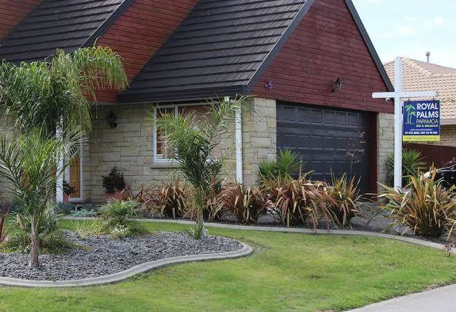 Royal palms b&b